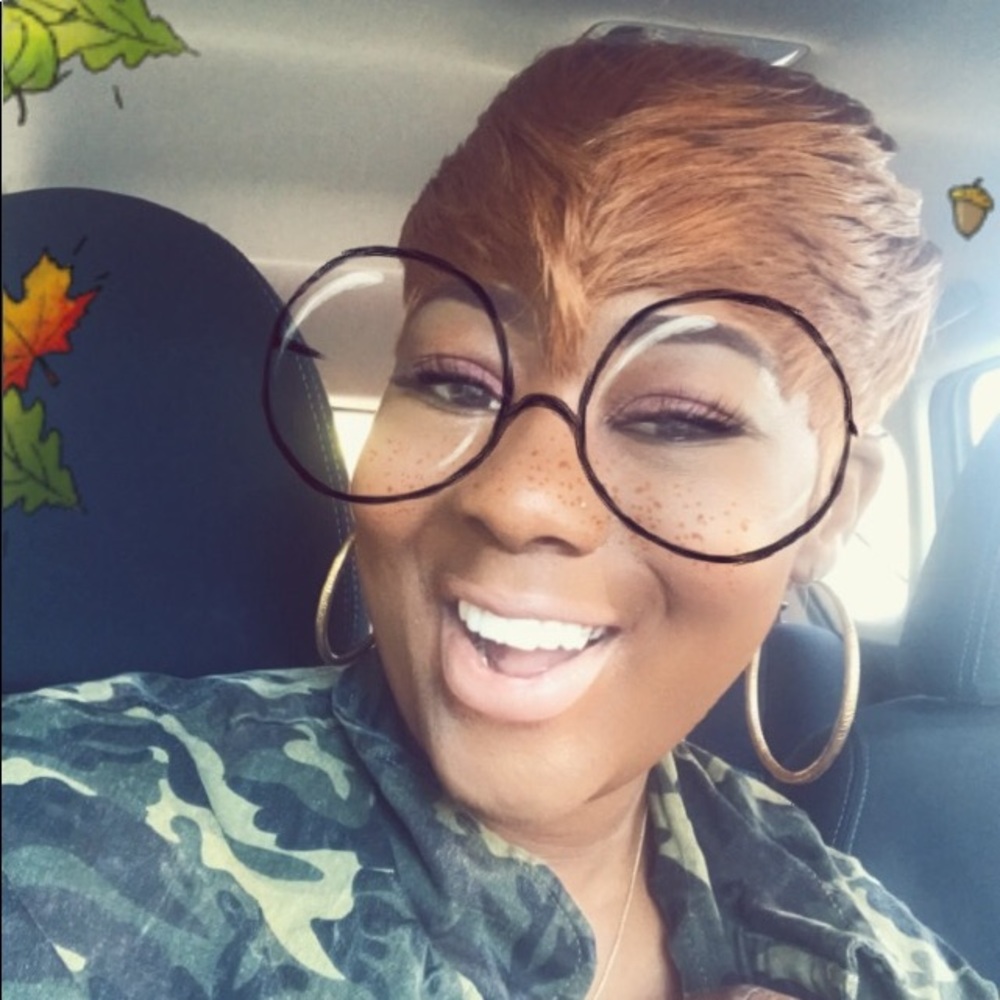 Meet your Posher, Shereka